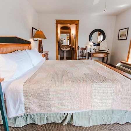 Roanoke Island Inn Manteo Værelse billede